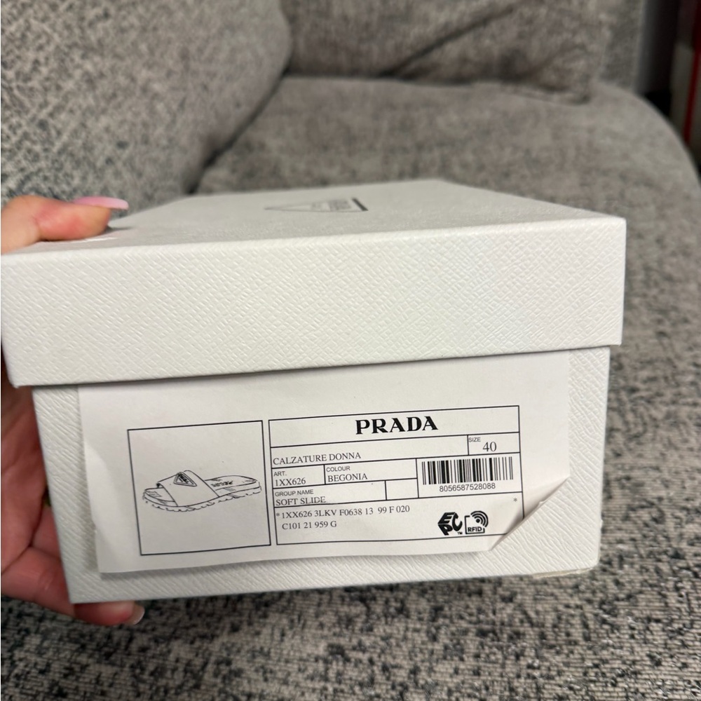 Prada Logo Pink Slides - Picture 2 of 6